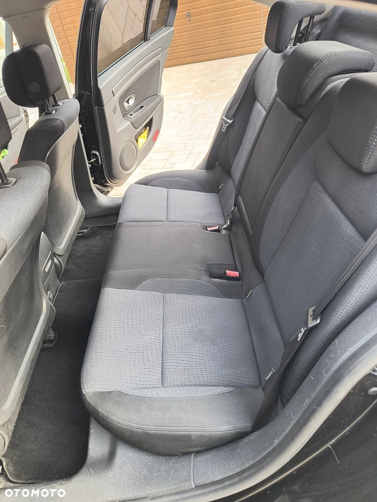 Renault Laguna 1.6 16V 110 Expression - 17