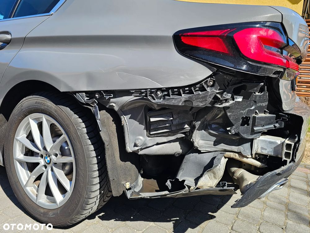 BMW Seria 5 520d Sport - 30
