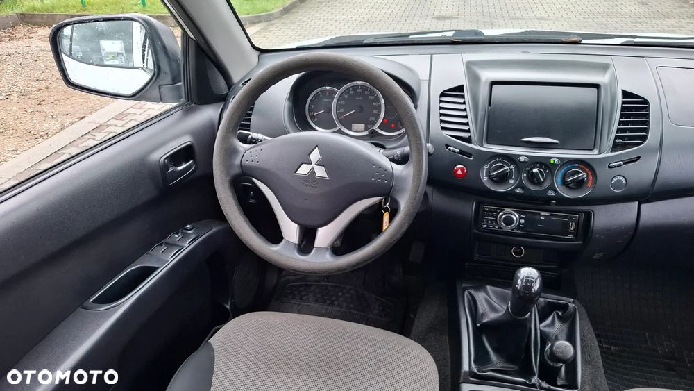 Mitsubishi L200 2.5 DID DC Invite AC - 12