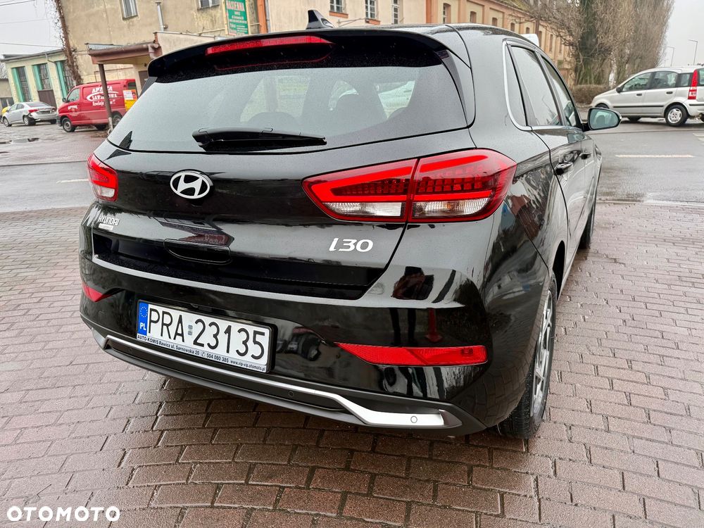 Hyundai i30 1.5 T-GDI 48V-Hybrid Advantage - 24