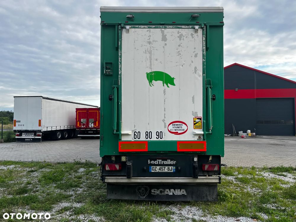Scania R490 ZESTAW DO PRZEWOZU ŻYWCA/GUITTON/3 POKŁADY/DACH PODNOSZONY/OŚ PODNOSZONA SKRĘTNA/PRZEJAZDOWY - 10