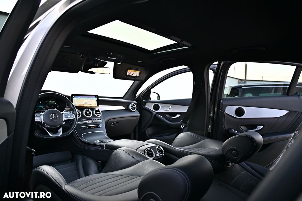 Mercedes-Benz GLC 220 d 4Matic 9G-TRONIC AMG Line Plus - 9