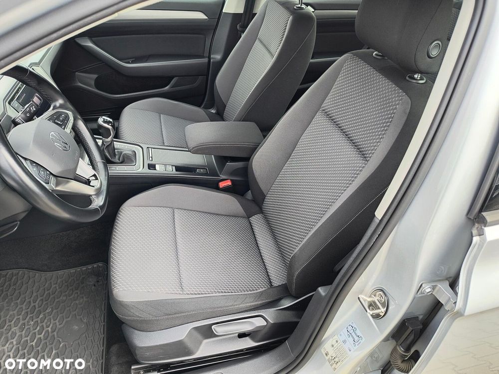 Volkswagen Passat 1.5 TSI EVO Essence - 12