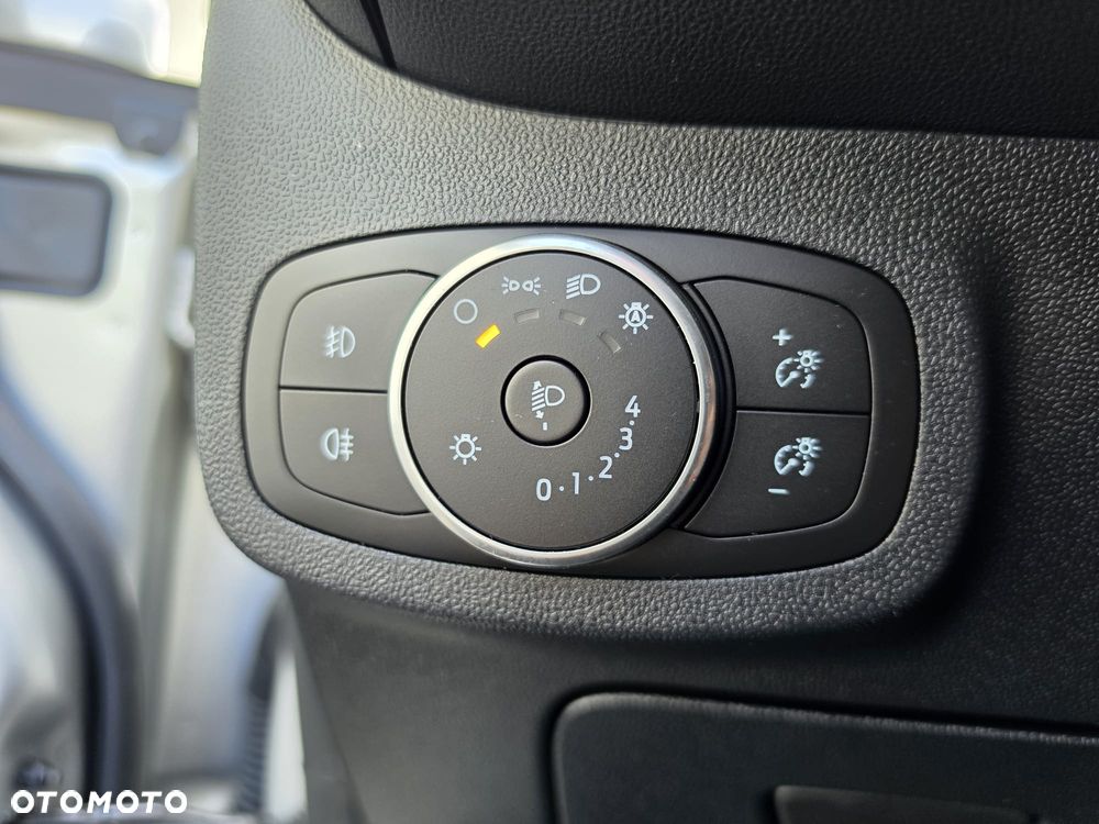 Ford Fiesta 1.5 TDCi Connected - 17