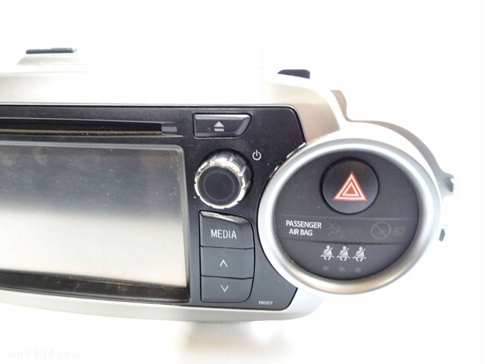 radio toyota yaris iii anglik - 3