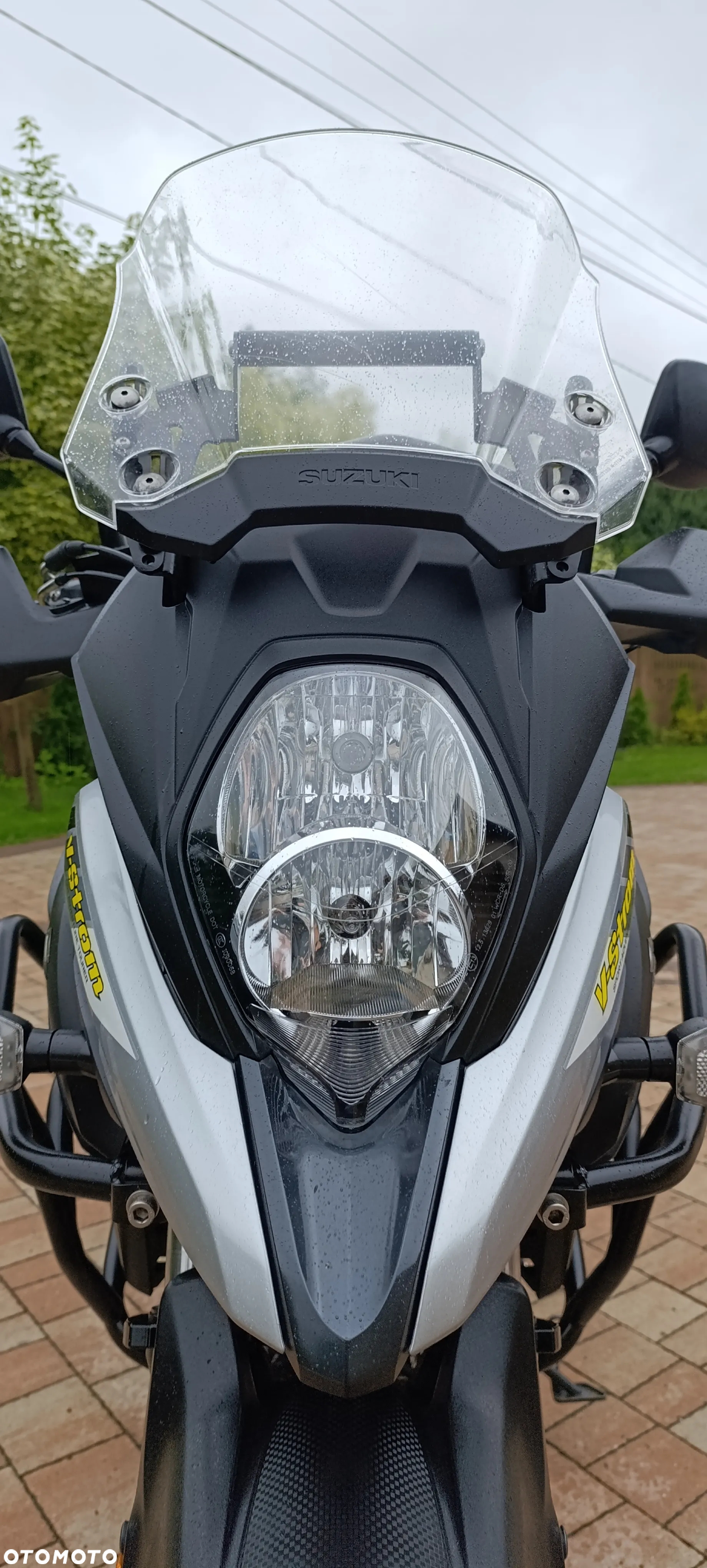 Suzuki V-STROM - 17