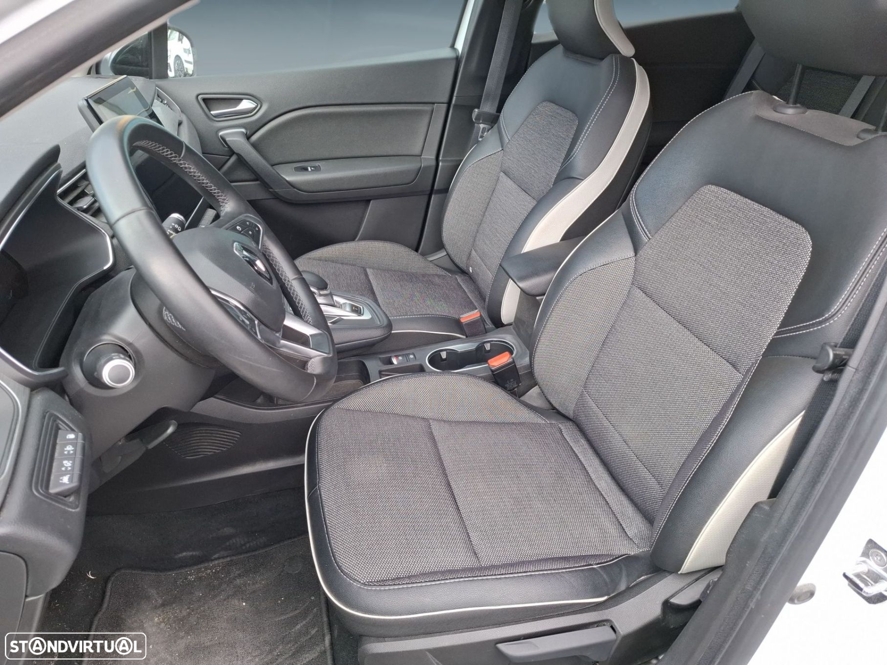 Renault Captur 1.6 E-Tech Plug-In Intens - 10