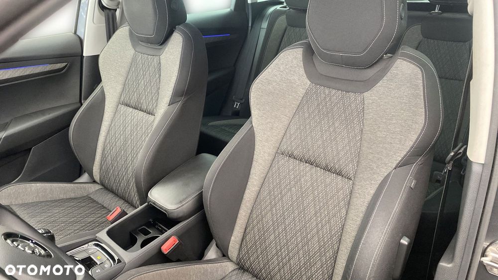 Skoda Karoq 1.5 TSI ACT Style - 11