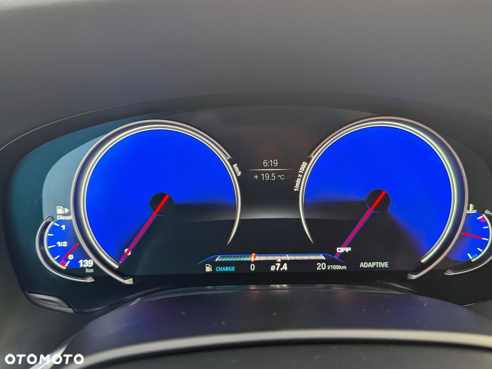 BMW Seria 7 740d xDrive - 36