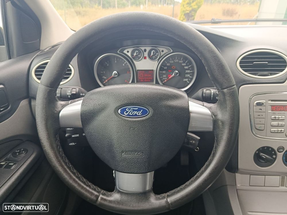 Ford Focus SW 1.6 TDCi Trend - 19
