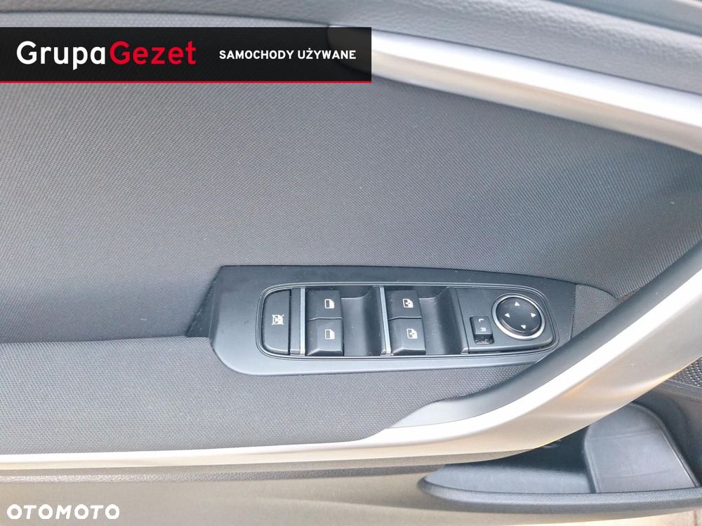 Kia XCeed 1.4 T-GDI M - 19