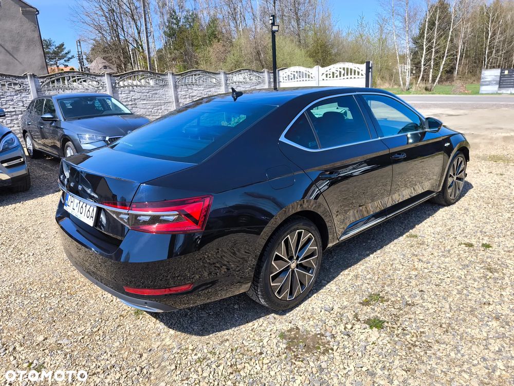 Skoda Superb 2.0 TDI L&K DSG - 5