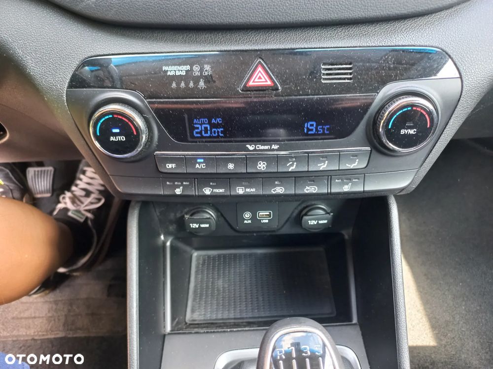 Hyundai Tucson blue 1.7 CRDi 2WD Style - 33