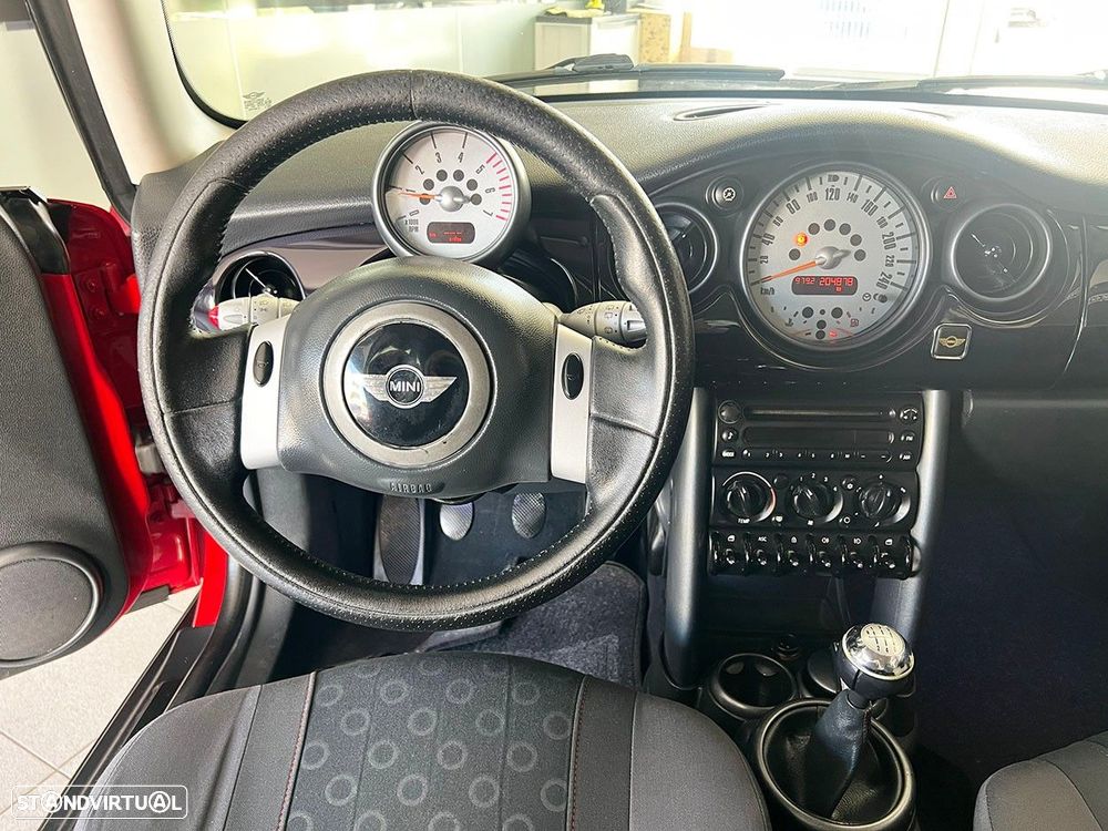 MINI 3 Portas One 1.4 D - 10