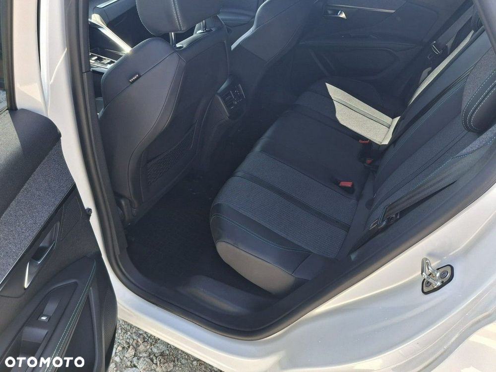 Peugeot 3008 - 12