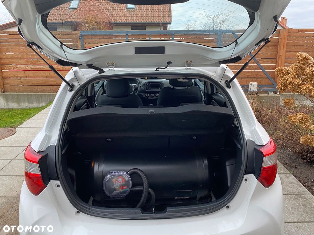 Toyota Yaris 1.5 Active - 12