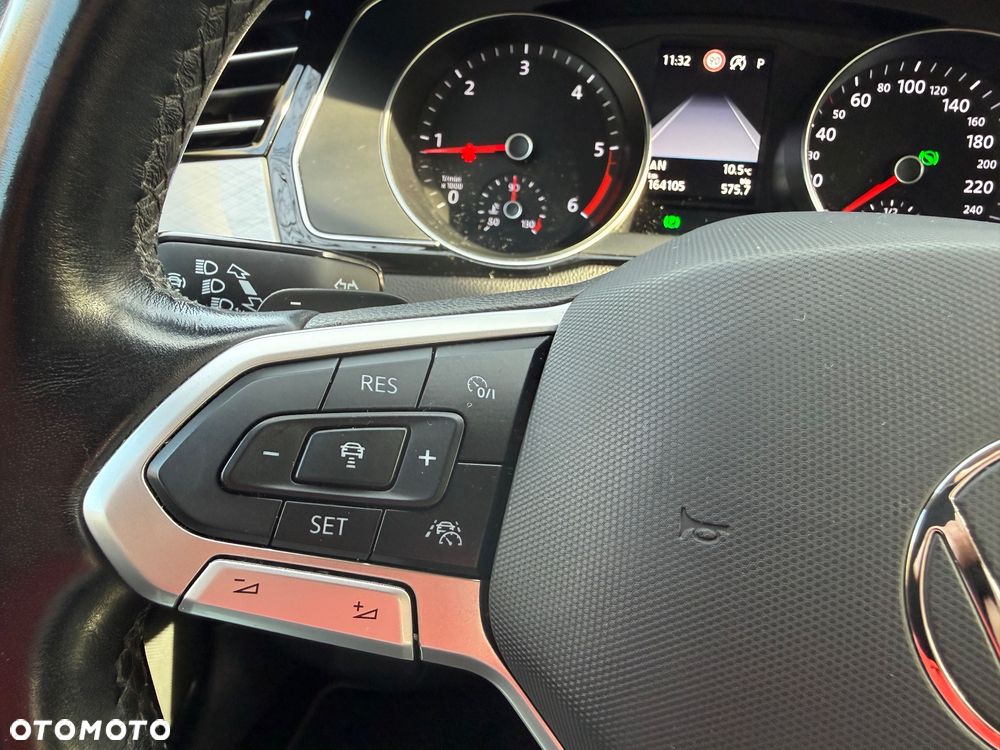 Volkswagen Passat Variant 2.0 TDI EVO Business DSG - 25
