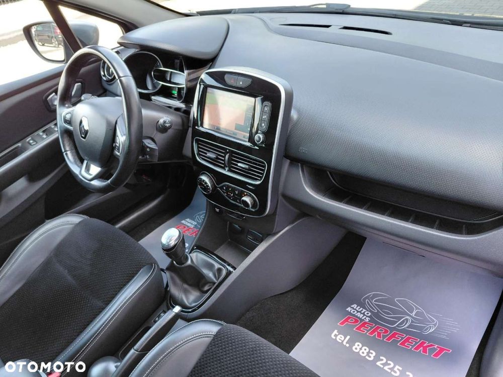 Renault Clio - 17