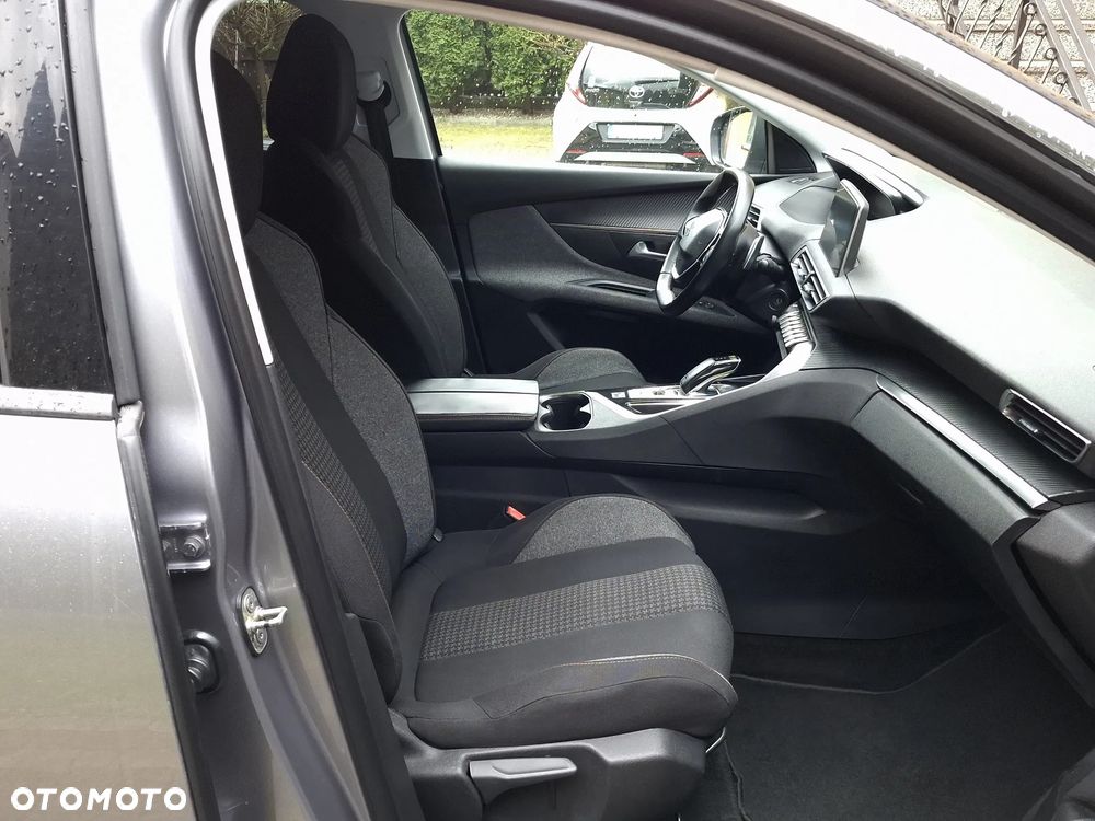 Peugeot 5008 BlueHDi 120 EAT6 Allure - 10