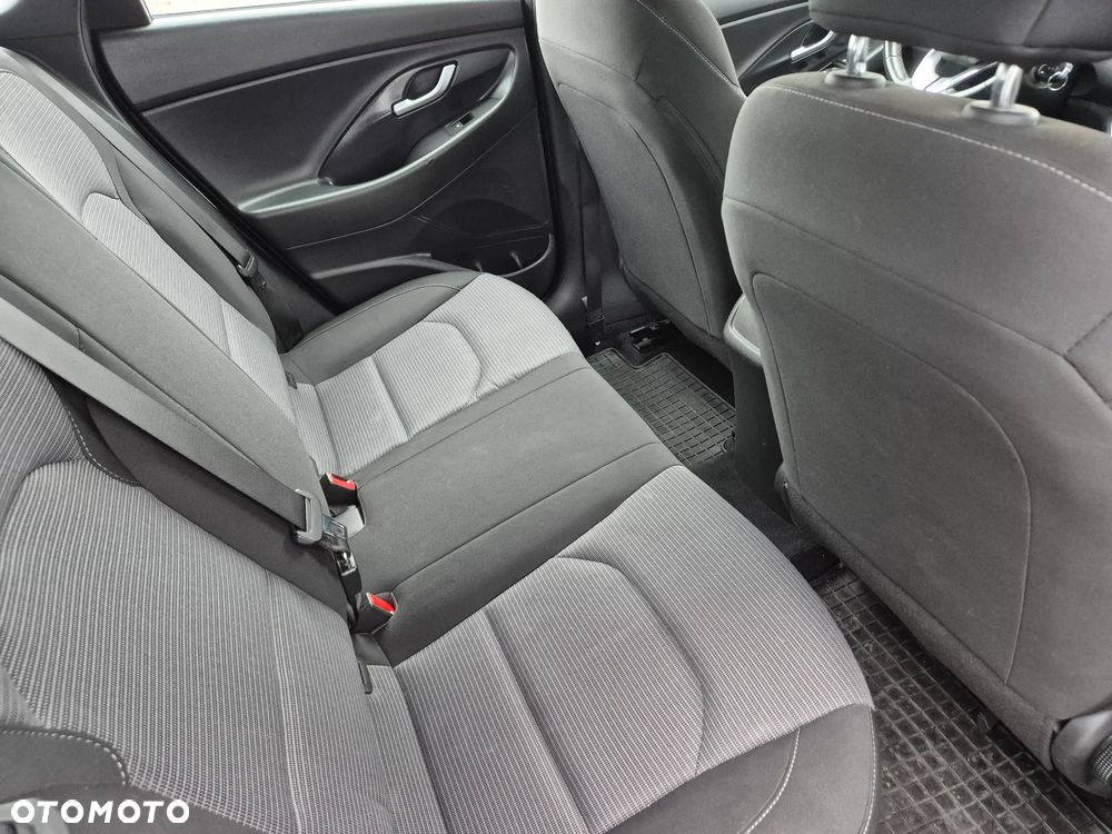 Hyundai i30 1.5 DPI Comfort - 23