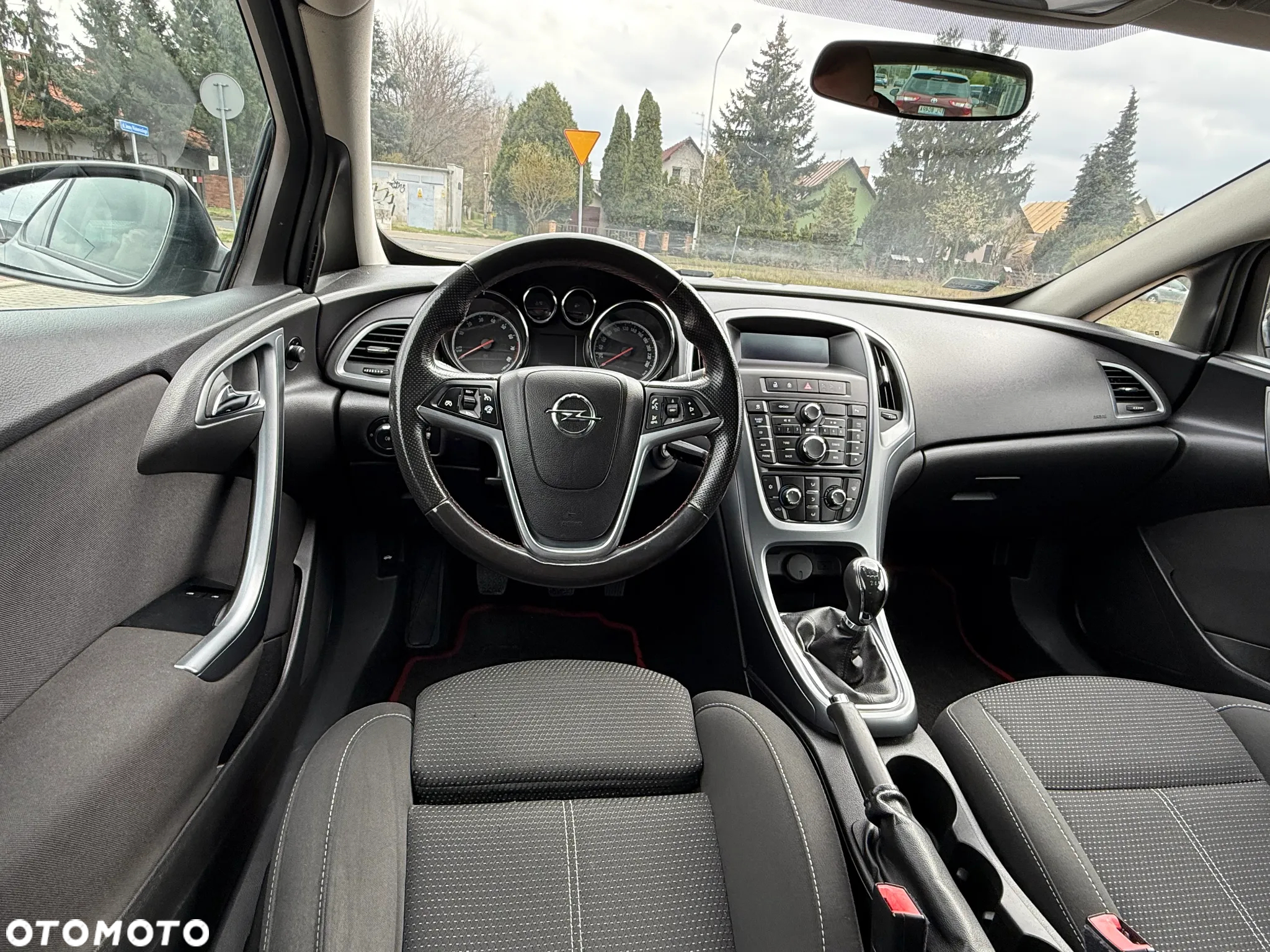 Opel Astra GTC 1.4 Turbo - 7