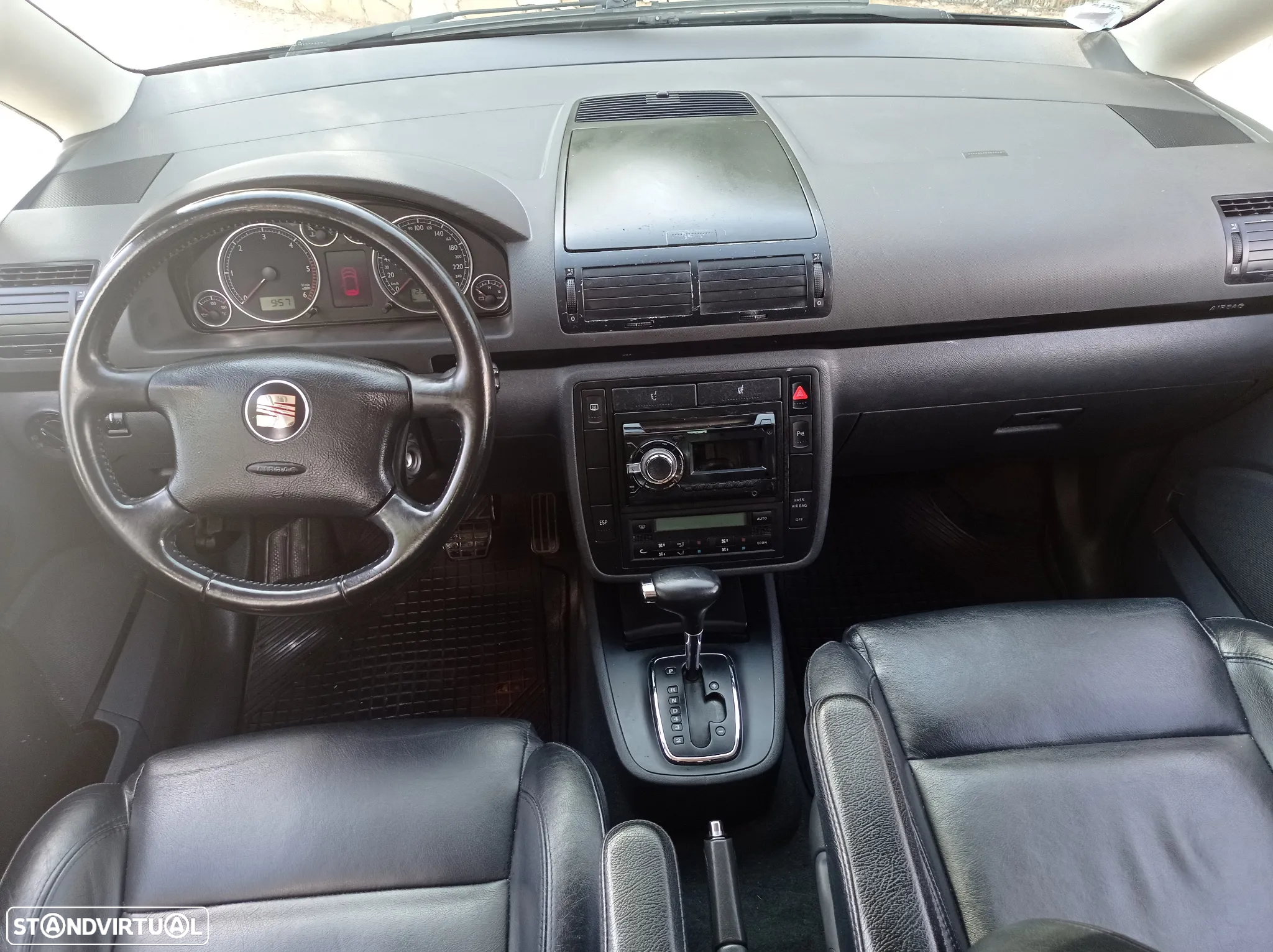 SEAT Alhambra 1.9 TDI Reference Tip. - 6