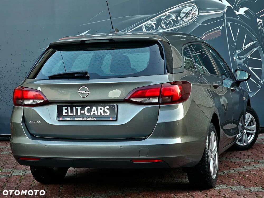 Opel Astra 1.2 Turbo Enjoy - 10