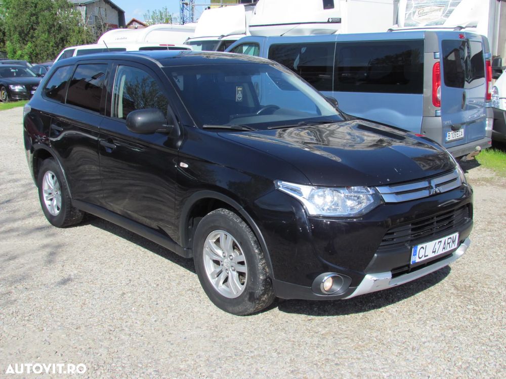 Mitsubishi Outlander 2.2 DI-D 4WD Plus - 1