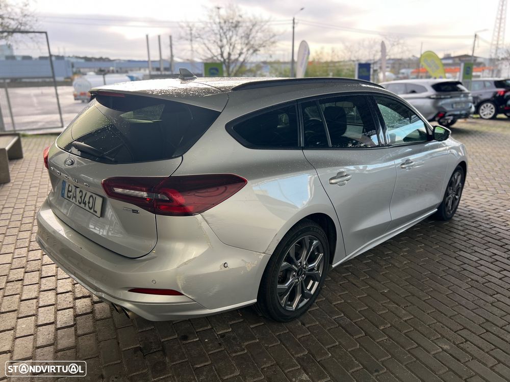Ford Focus SW 1.0 EcoBoost MHEV ST-Line X - 4