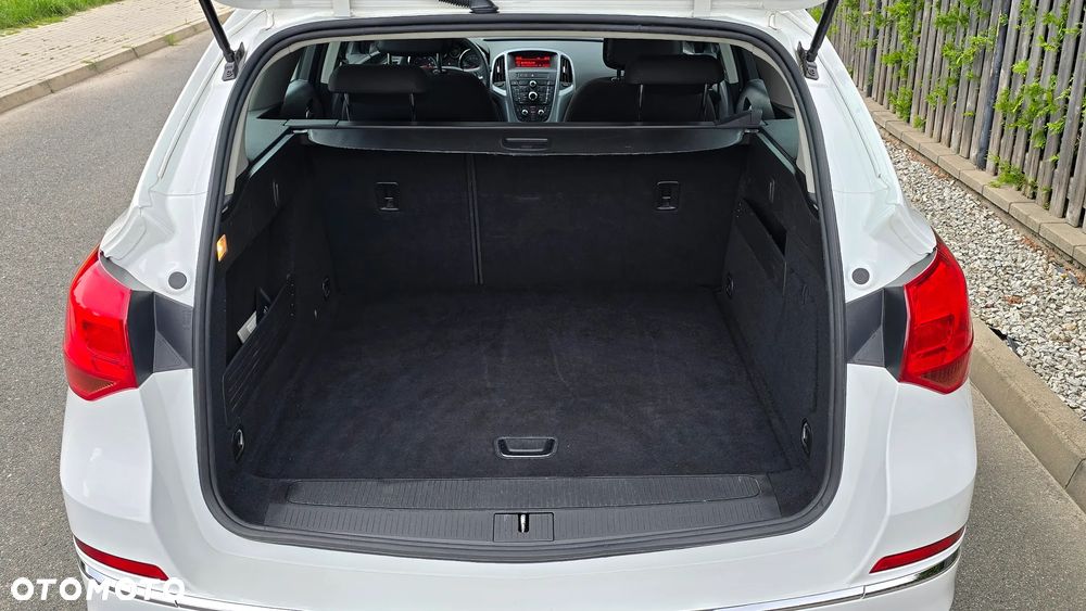 Opel Astra 1.4 ecoFLEX - 18