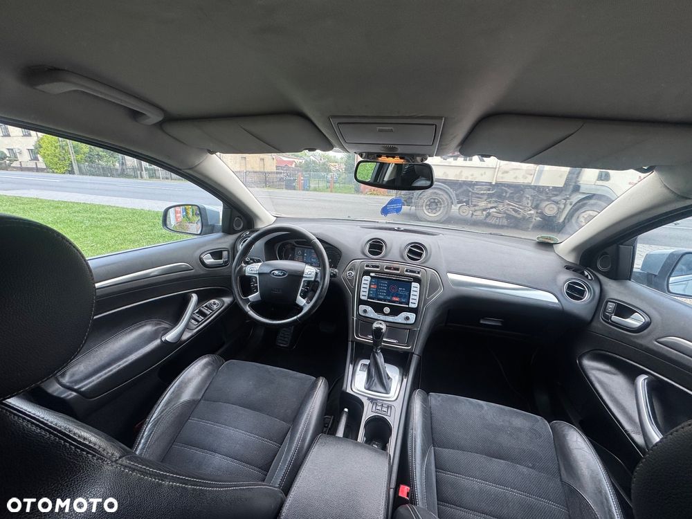 Ford Mondeo 2.0 TDCi Titanium S - 24