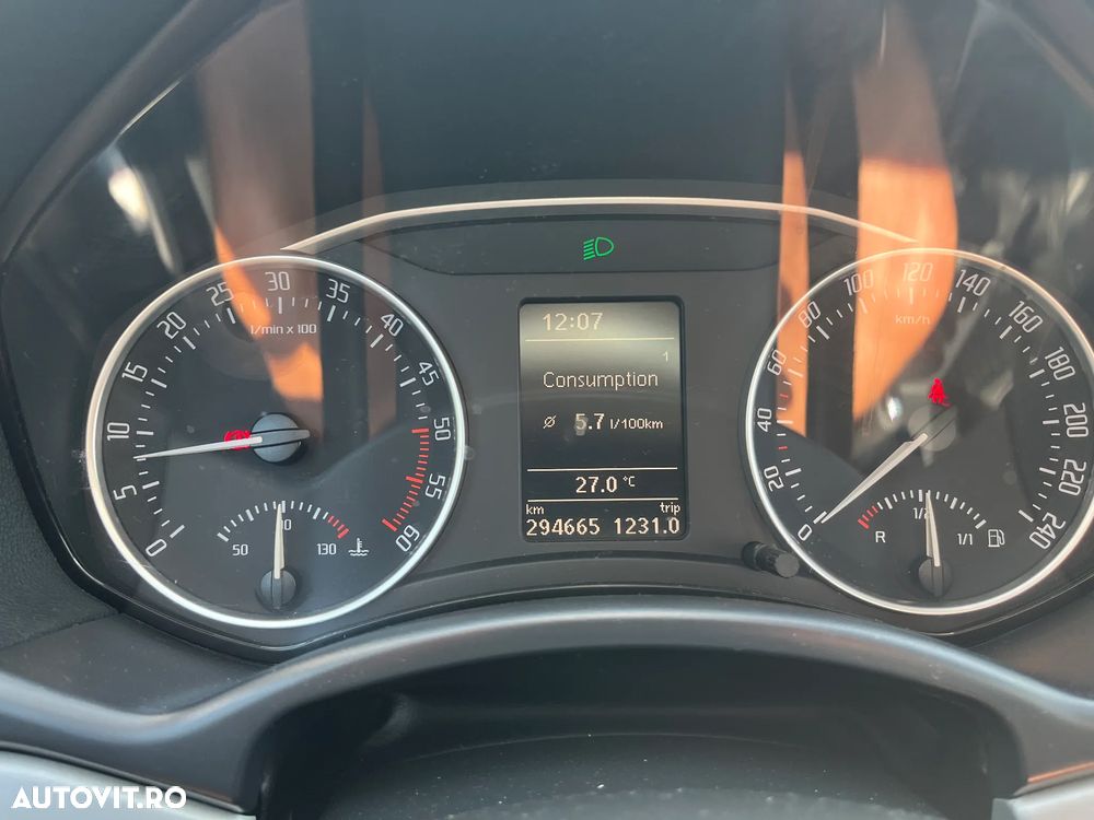 Skoda Octavia 2.0 TDI 4x4 - 6