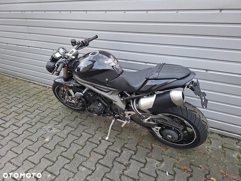 Triumph Speed Triple - 8
