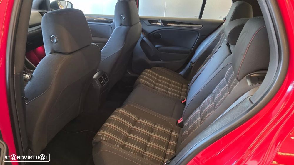 VW Golf 2.0 TSi GTI DSG - 46