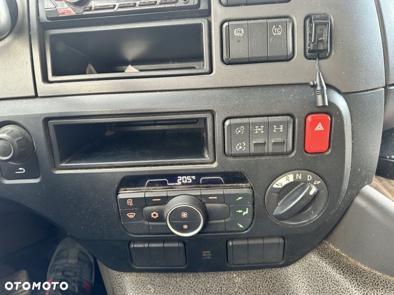 DAF CF 480 8X4 - 11