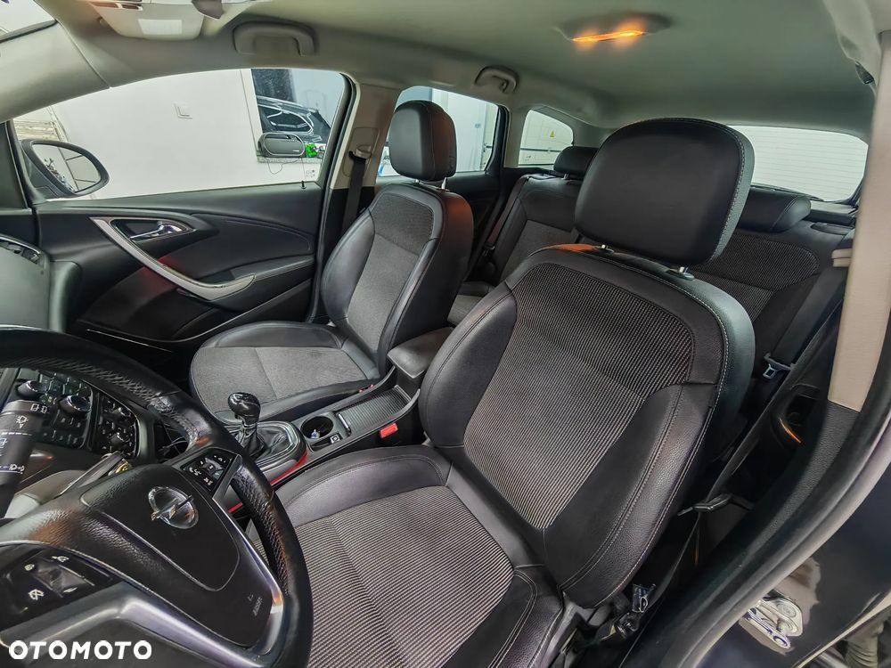 Opel Astra 1.4 Turbo Innovation - 13
