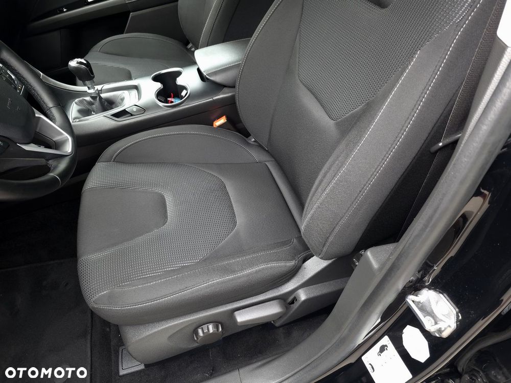 Ford Mondeo 2.0 TDCi Titanium - 15