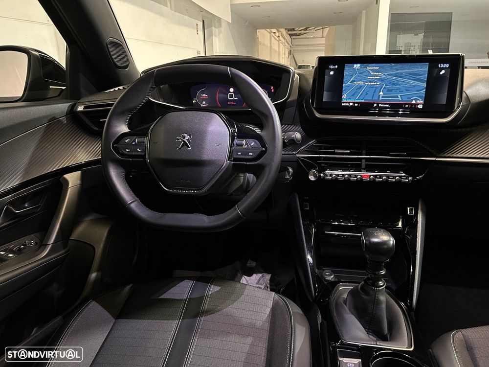 Peugeot 2008 1.2 PureTech Allure Pack - 19