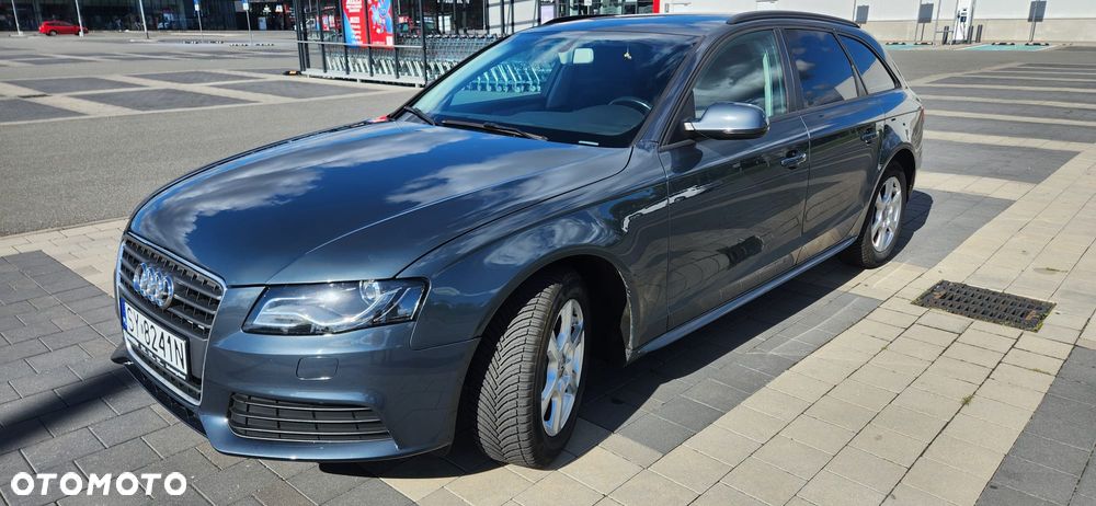 Audi A4 Avant - 4