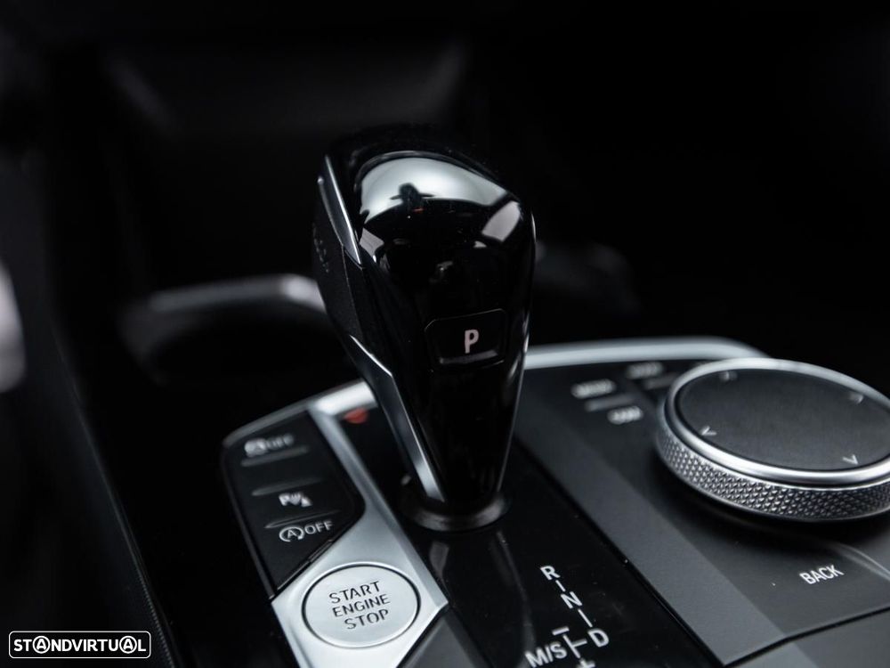 BMW 218 Gran Coupé d Pack Desportivo M - 21
