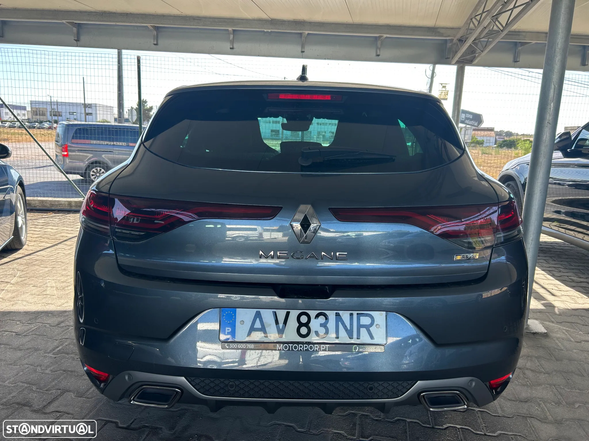 Renault Mégane 1.5 Blue dCi R.S. Line - 11