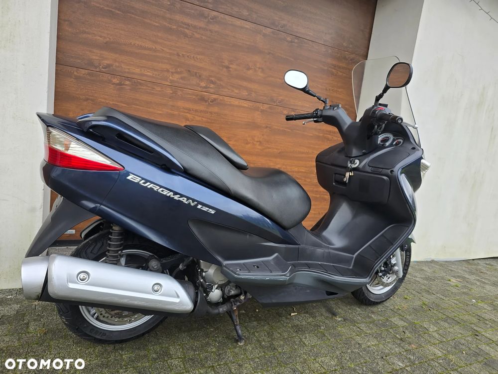 Suzuki Burgman - 26