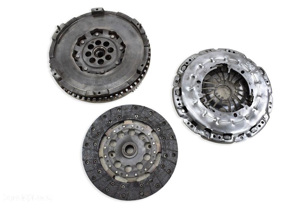 Koło Dwumasowe Sprzęgło HYUNDAI H1 KIA SORENTO I 2.5 CRDI 140KM D4CB - 1