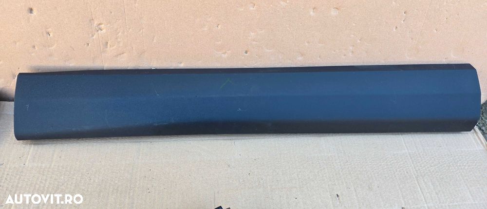 Bandou usa stanga fata Audi Q3 F3 2019 / 2020 2021 / 2022 2023 - 1