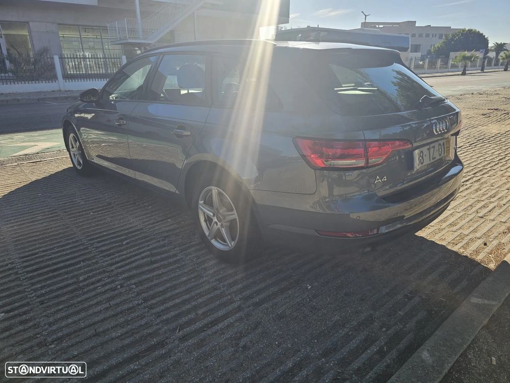 Audi A4 Avant 2.0 TDi S tronic - 4