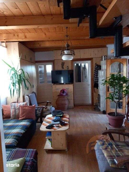 Casa cu 5.000 mp teren la E 60, zona Osorhei - Imagine principală: 2/19