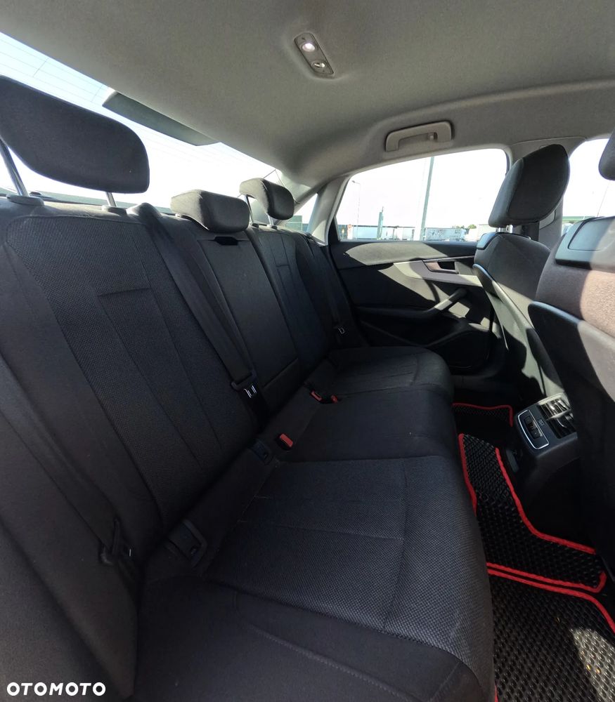 Audi A4 Limousine 35 TDI mHEV Advanced S tronic - 18