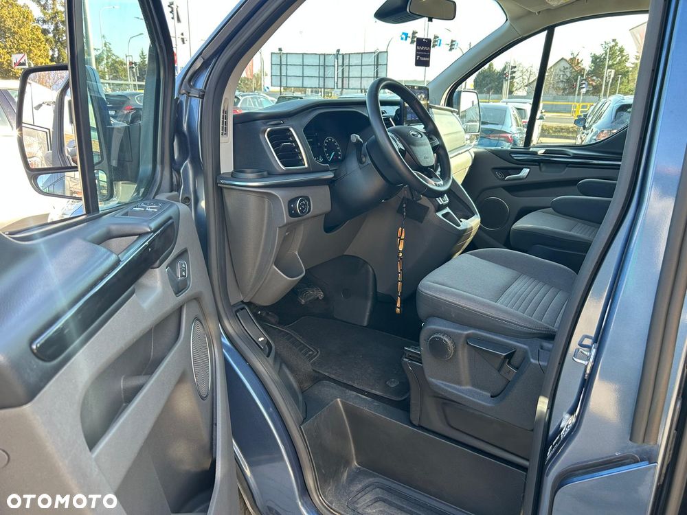 Ford Tourneo Custom 2.0 EcoBlue L1 Titanium SelectShift - 14