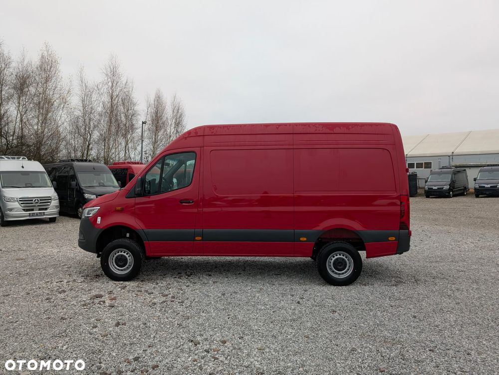 Mercedes-Benz Sprinter 319 - 9
