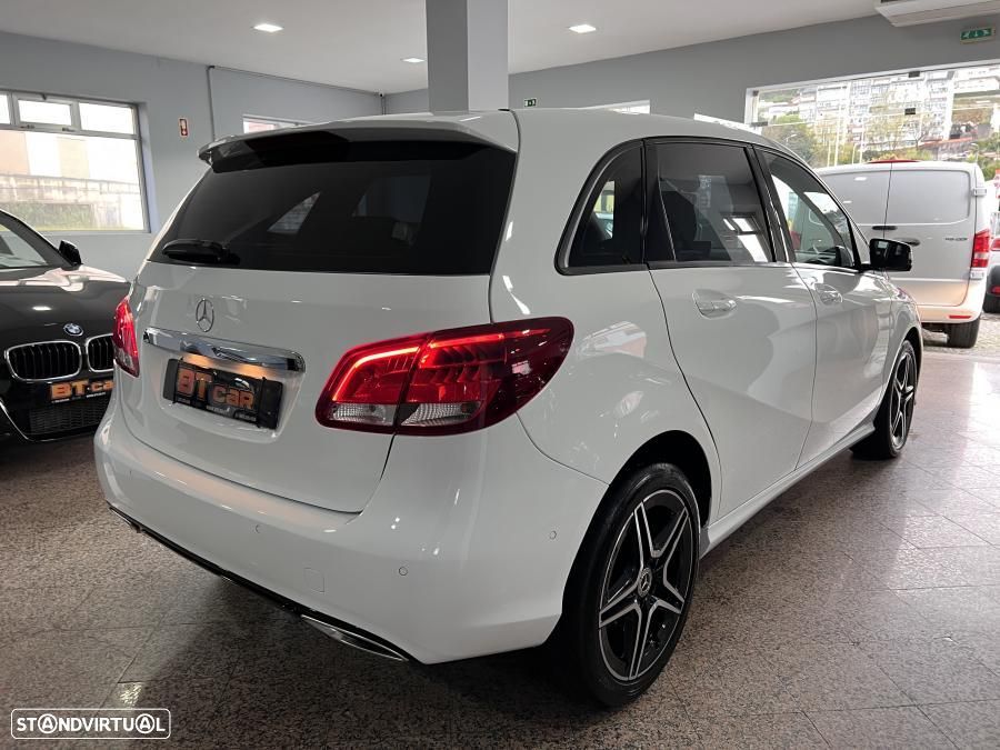 Mercedes-Benz B 220 CDi AMG Line - 21